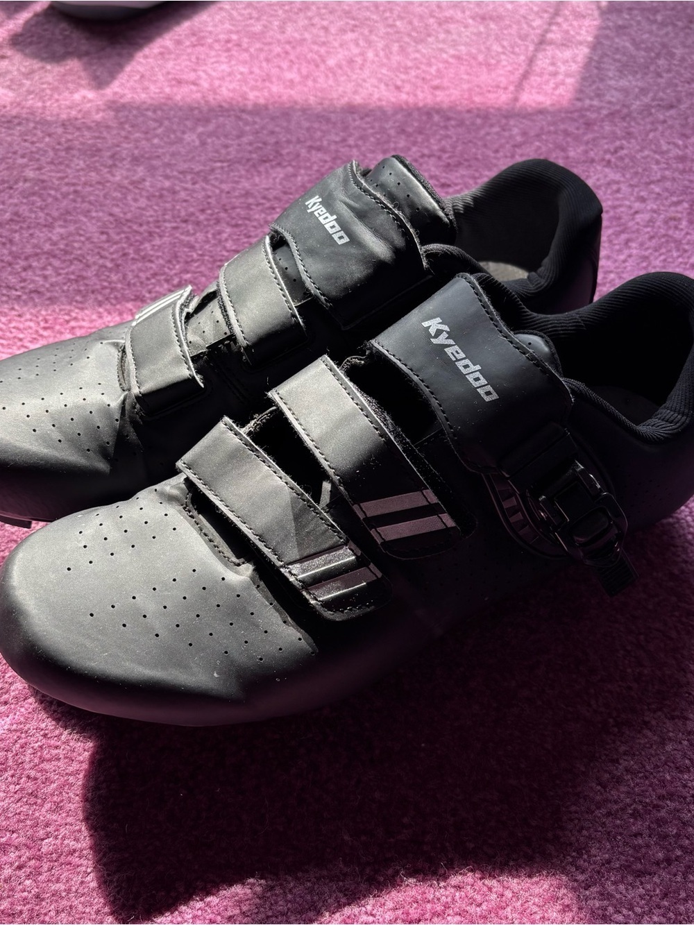 Kyedoo Black Cycling Shoes with Velcro Straps size 45